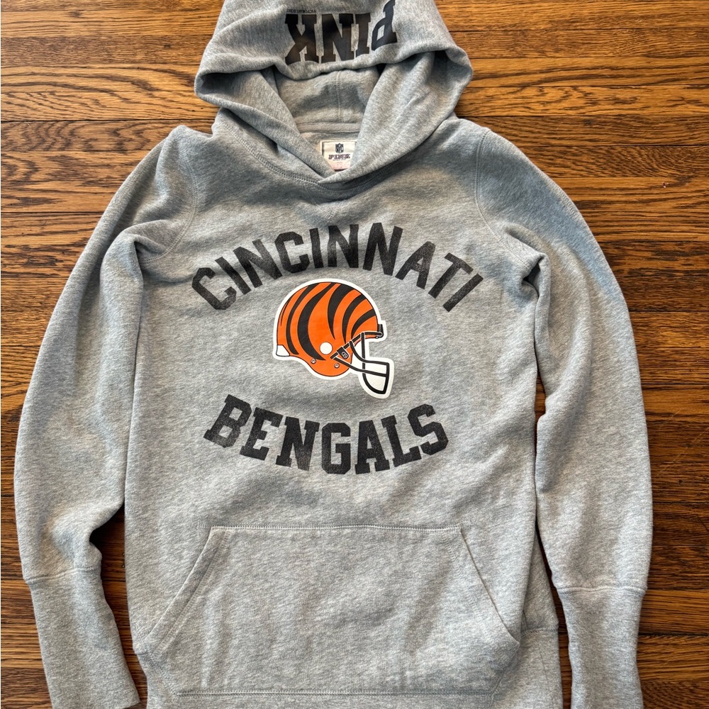 Cincinnati Bengals (PINK Victoria Secret) NFL Gray Hoodie Sweater - Picture 5 of 6